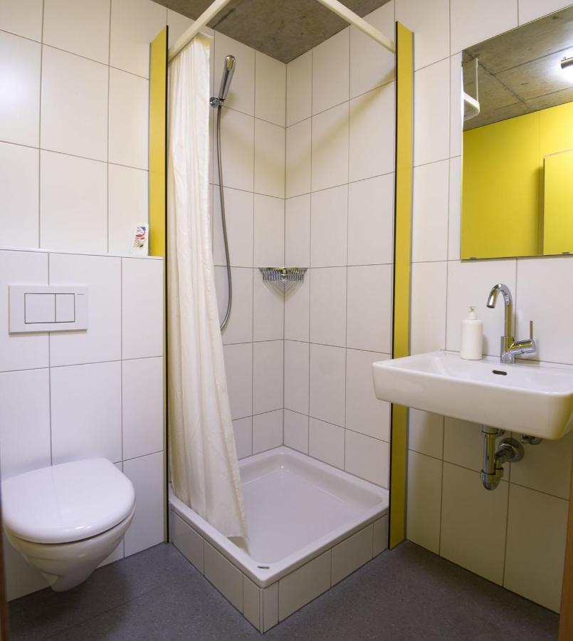 Hostel Backpackers Sonnenhof - *